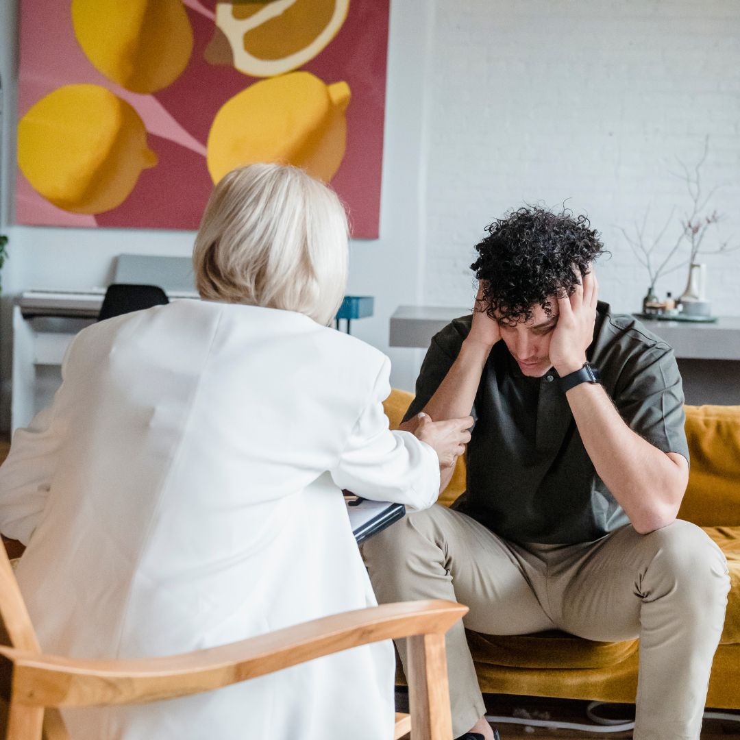What to Say (And What Not to Say) to Someone with Depression